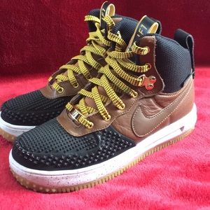 Nike: AF1
